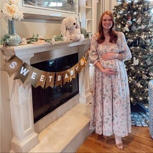 Storia Floral Maxi Dress in Soft Pink and Cream